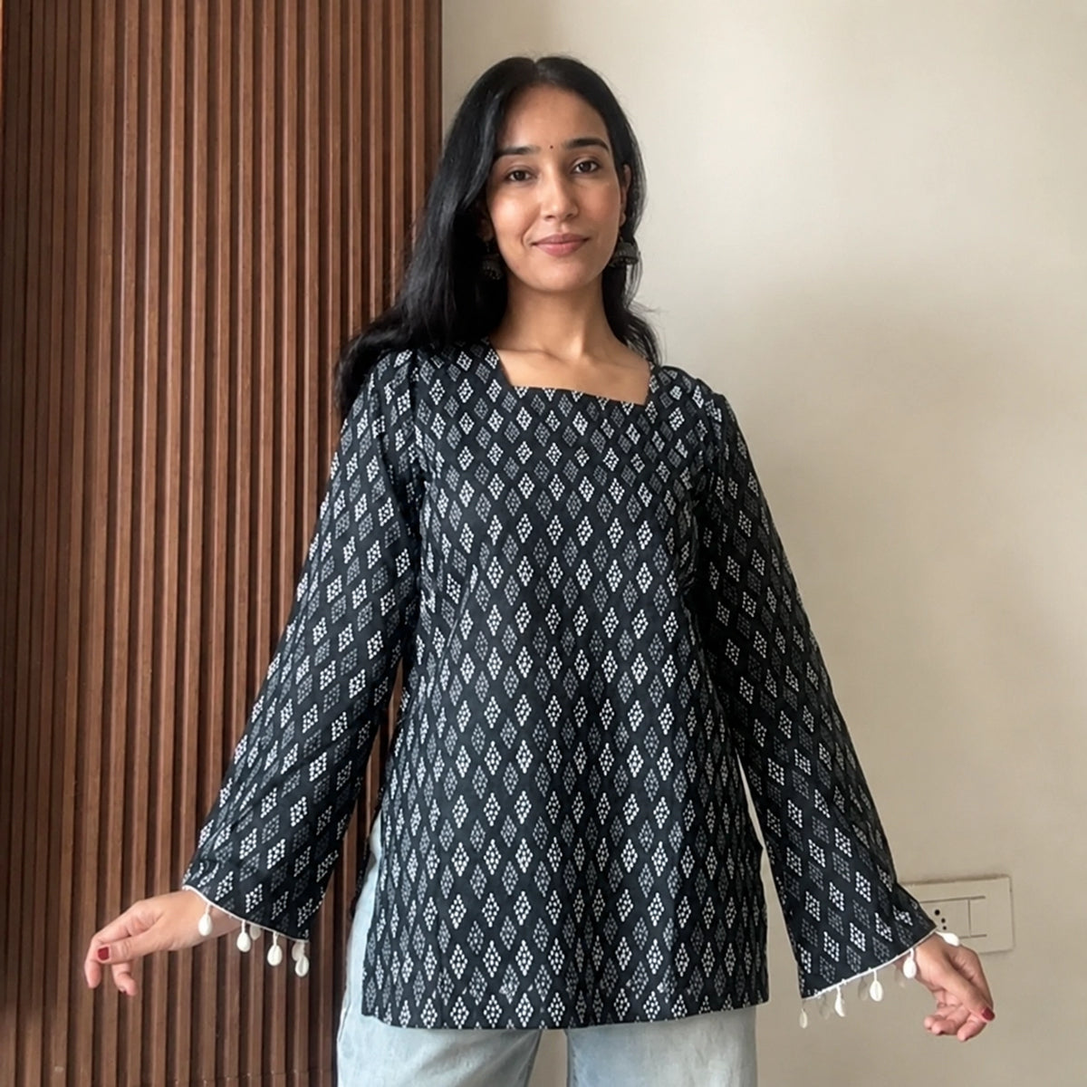 Black ikat women's short kurti - XPSKT
