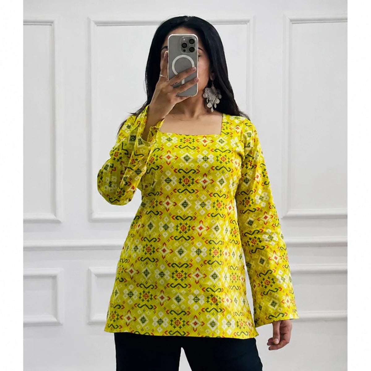 Yellow bandhani women's short kurti - XPSKT